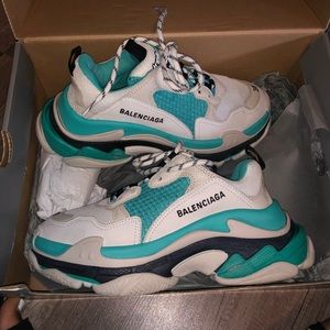 Authentic Balenciaga Triple S Teal SZ 38